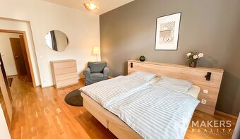 Pronájem bytu 3+kk 80 m² Sázavská, Praha 2 - Vinohrady - 2