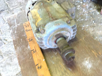 S271 - Motor speciální - 2