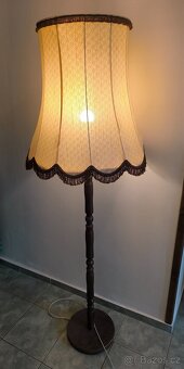 Stojací lampa - 2