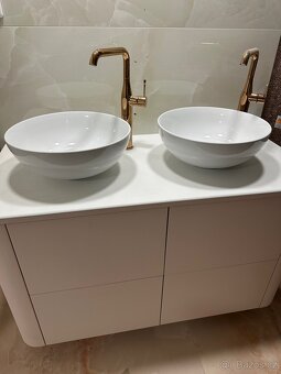 Koupelnová skříňka š113xh54xv65 - 2