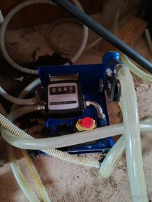 Nádrž na naftu s výdejním zařízením - 2