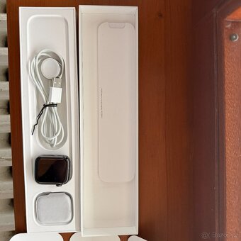 Apple Watch serie 6 44 mm cellulár - nerezové pouzdro - 2