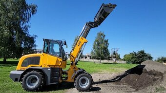 teleskopický kloubový nakladač - 2