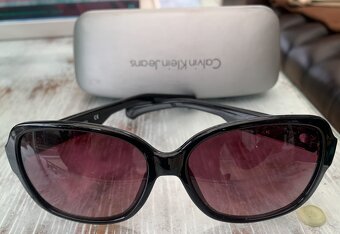 DÁMSKÉ SLUNEČNÍ BÝLE -CALVIN KLEIN JEANS - 2