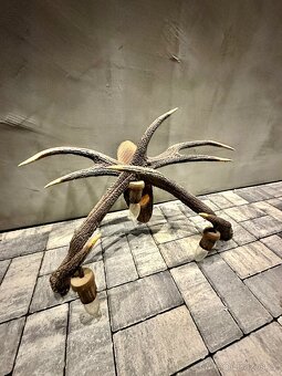 Lustry a lampičky z paroží - 2