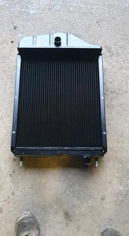 Zetor 8011 mřížky a chladič - 2