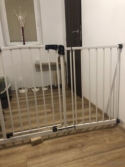 Dětská bezpečnostní branka - 2