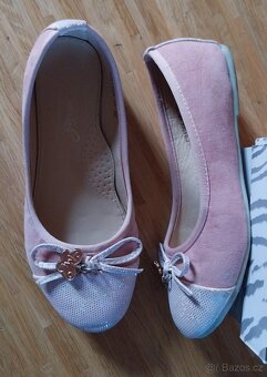 Sandálky v. 31 a balerinky v. 32 - 2