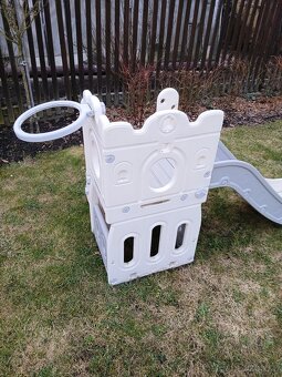 Skluzavka Baby Vivo s basketbalovým košem Hrad - 2