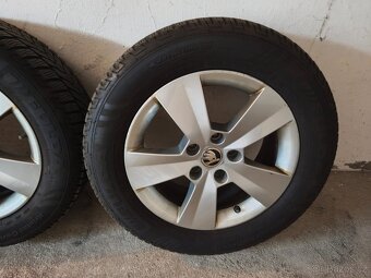 Zimní Škoda Superb 215/60 R16 - 2