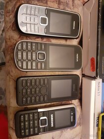 Stare mobilní telefony pro sběratele - 2