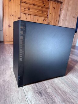 Počítačová skříň Fractal Design Pop  Silent Black TG Clear T - 2