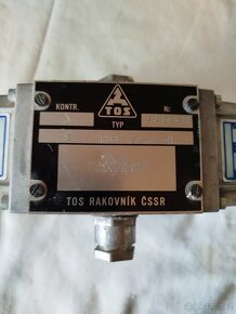 hydraulicka kocka TOS RAKOVNIK RSE 1043 T0-0-01 - 2