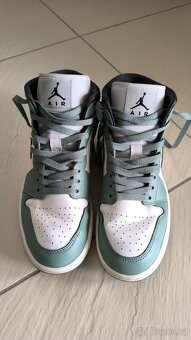 Nike Air Jordan - 2