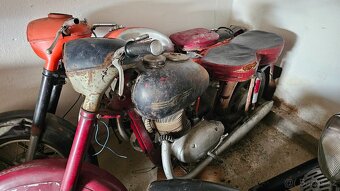 Jawa 250/353 Kývačka - 2