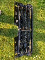 Range Rover LR 405 2012-2018 originál přední maska stříbrná - 2