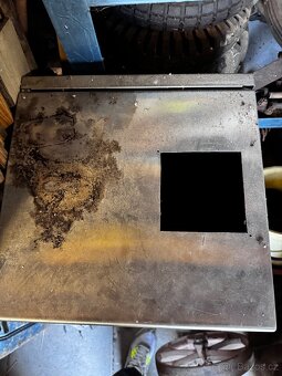 Nerezový box - 2