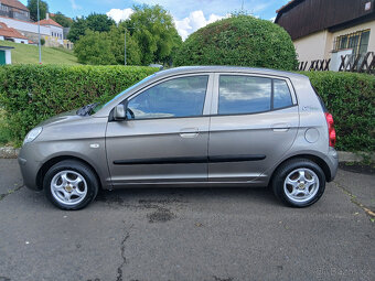 Kia Picanto 1.1i MÁLO NAJETO serviska - 2