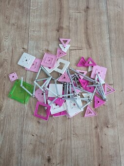 Stavebice Geomag pink - 2