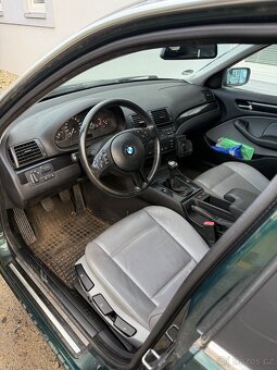 BMW e46 325i - 2