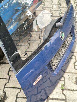 Škoda Roomster víko kufru - 2
