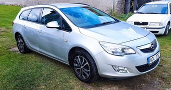 Opel Astra J Spots Tourer - 2