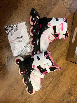 KOLEČKOVÉ BRUSLE - 2