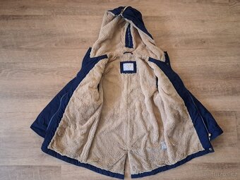 Dívčí zimní bunda vel. 122/128 – pěkný stav - 2