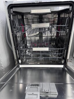 Prodám náhradní díly na myčku nádobí Whirlpool DWL-DEA701-B - 2