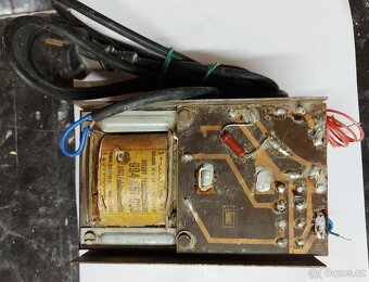 Síťový transformátor s usměrňovačem - 2