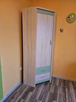 Rohová skříň - 2