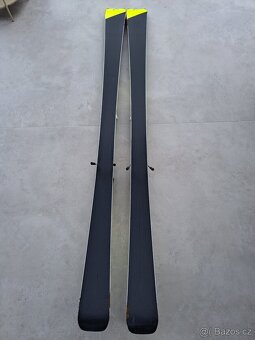 Lyže HEAD V-SHAPE V8 177 cm - 2