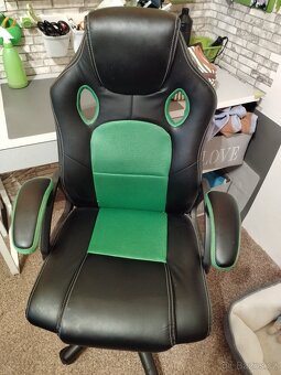 Kancelářské křeslo - 2