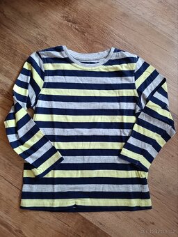 Trika s dlouhým rukávem, vel. 122, 128 a 128/134 - 2