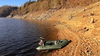 Nafukovací člun - 2