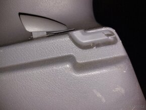 Škoda Felicia - Středový panel s díly - 2