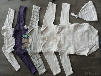 Balík oblečení vel.68 - 2