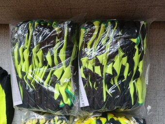 Rukavice - CERVA... - 2