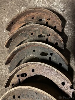 Brzdové pakny Škoda 1203 a 120 - 2