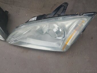 Xenony Ford Focus ii - 2