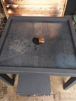 Udírna podstavec - 2