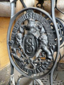 Šicí Stroj americký - 2