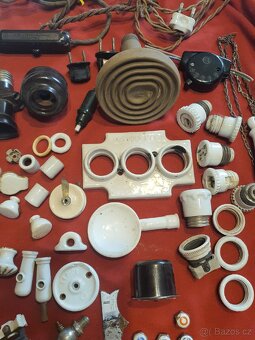 Staré keramické-bakelitove vypínače - 2