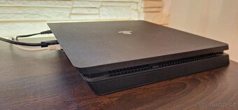 PS4 Slim - 2
