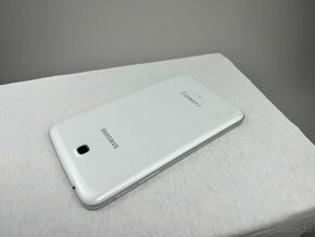Tablet Samsung Galaxy Tab 3 WiFi White 8GB (SM-T210) - 2