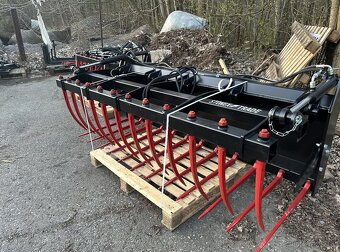 Krokodyl na manipulatory traktory atd - 2