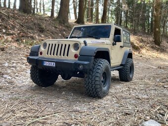 Jeep Wrangler Rubicon JK 3 door 2012 1/10 Scale - 2