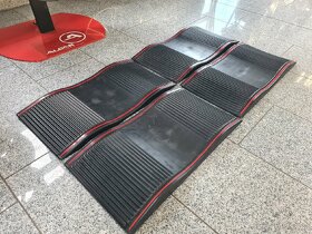 Autoboty gumové nájezdy proti deformaci pneu - 2