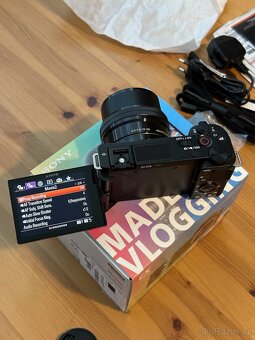 Sony ZV-E10 + objektiv | Kompletní balení + doklady - 2