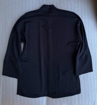 Černá halenka s dlouhými rukávy ZARA woman - 2